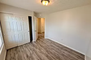 912 S 1st St, Trenton, OH 45067 - Photo 7