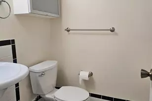 10853 Lake Thames Dr, Sycamore Township, OH 45242 - Photo 11