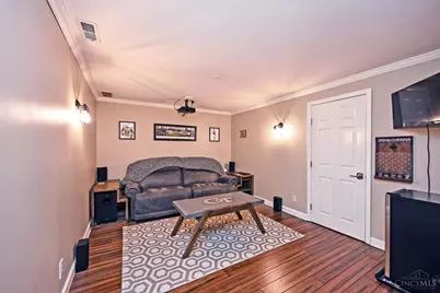 3322 Walworth Avenue, Cincinnati, OH 45226 - Photo 7