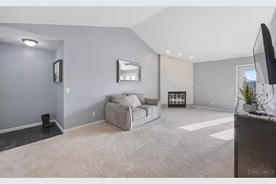 6289 Eagles Lake Drive #5, Cincinnati, OH 45248 - Photo 7