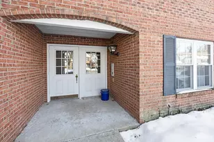 6289 Eagles Lake Dr, Cincinnati, OH 45248 - Photo 5