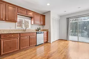 8837 Montgomery Rd, Sycamore Township, OH 45236 - Photo 5