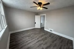 2550 Montana Ave, Cincinnati, OH 45211 - Photo 9