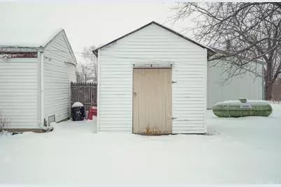 83 W Main Street, Mowrystown, OH 45155 - Photo 7