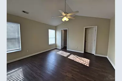 637 Ellen Drive, Union Township, OH 45255 - Photo 5