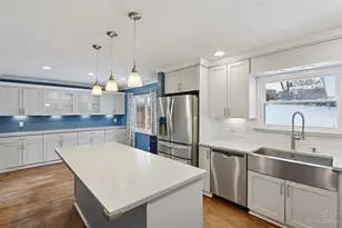 481 Viscount Dr, Delhi Township, OH 45238 - Photo 9