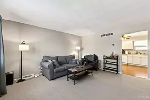 816 Hartz Dr, Lebanon, OH 45036 - Photo 3