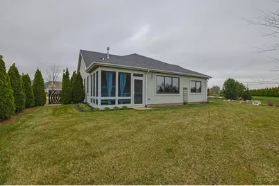 802 Pebble Place, Tipp City, OH 45371 - Photo 43