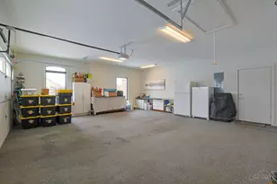 802 Pebble Pl, Tipp City, OH 45371 - Photo 33