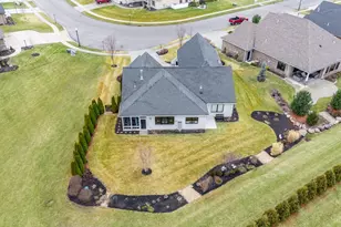 802 Pebble Pl, Tipp City, OH 45371 - Photo 45