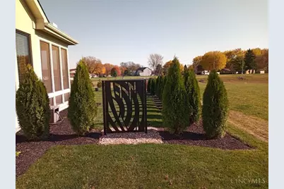 802 Pebble Place, Tipp City, OH 45371 - Photo 37