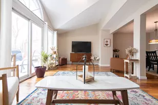 1750 Emerald Glade Ln, Anderson Township, OH 45255 - Photo 7