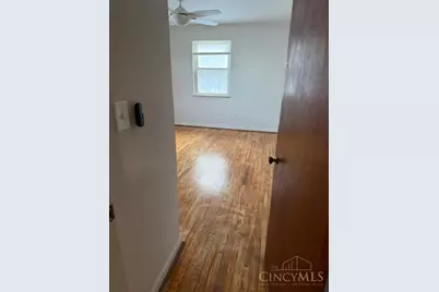 9496 Reading #4, Reading, OH 45215 - Photo 5