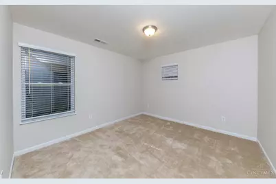 6223 Turning Leaf Way, Hamilton Township, OH 45039 - Photo 17