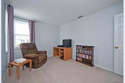 241 Hartford Court, Hamilton Township, OH 45039 - Photo 27