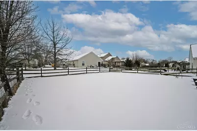 241 Hartford Court, Hamilton Township, OH 45039 - Photo 35