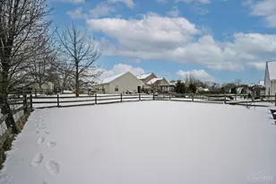 241 Hartford Ct, Hamilton Township, OH 45039 - Photo 35