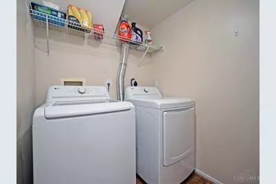 241 Hartford Court, Hamilton Township, OH 45039 - Photo 19