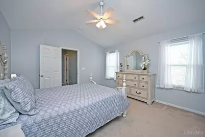 241 Hartford Court, Hamilton Township, OH 45039 - Photo 23