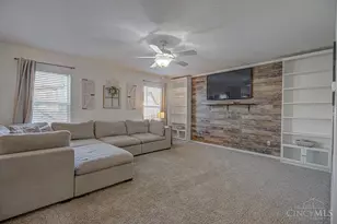 408 Sudbury Dr, Trenton, OH 45067 - Photo 3