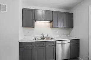 3013 Niagara St, Cincinnati, OH 45251 - Photo 9