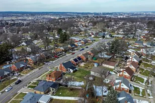 1320 Thurnridge Dr, Reading, OH 45215 - Photo 27