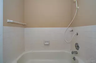 8030 Thomas Rd, Middletown, OH 45042 - Photo 29