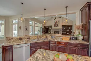 9428 Old Bridge Dr, Washington Twp, OH 45458 - Photo 19