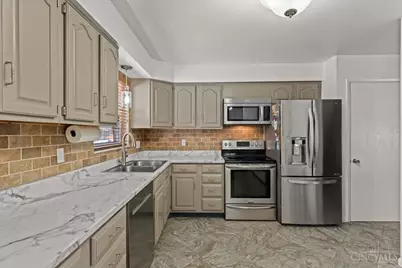 3905 Springoak Drive, Green Township, OH 45248 - Photo 15