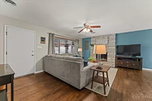 3905 Springoak Dr, Green Township, OH 45248 - Photo 3