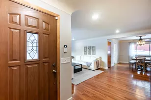 5406 Moundcrest Dr, Norwood, OH 45212 - Photo 5