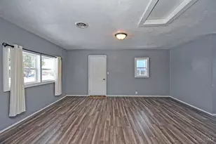 157 Sunshine Ave, Winchester, OH 45697 - Photo 5