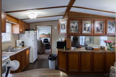 7139 Highland Trail E, Paint Township, OH 45133 - Photo 5