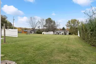 6604 Fascination Way, Paint Township, OH 45133 - Photo 3