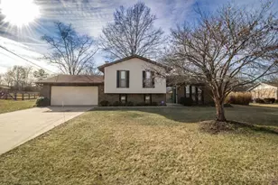 5943 Green Crest Dr, Fairfield Township, OH 45011 - Photo 1