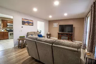 5943 Green Crest Dr, Fairfield Township, OH 45011 - Photo 3