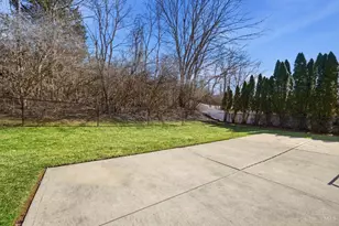 1776 Thall Dr, Hamilton, OH 45013 - Photo 5