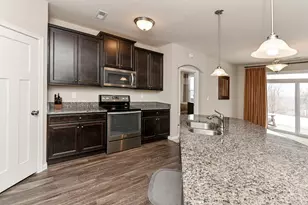 8041 Oakbridge Wy, Green Township, OH 45248 - Photo 23