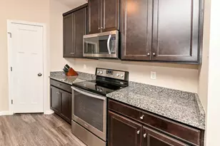 8041 Oakbridge Wy, Green Township, OH 45248 - Photo 21