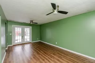 38 Lindway Dr, Fairborn, OH 45324 - Photo 9