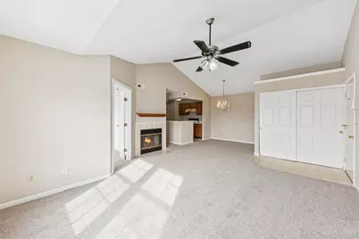 496 Mapleleaf Drive #2E, Union Township, OH 45255 - Photo 7