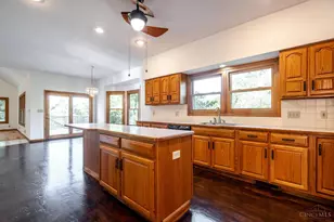 7977 Quail Meadow Ln, West Chester, OH 45069 - Photo 11