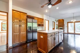 7977 Quail Meadow Ln, West Chester, OH 45069 - Photo 15