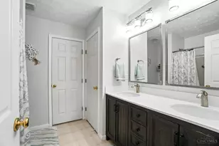 2434 Whisper Dr, Miamisburg, OH 45342 - Photo 25