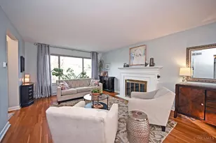 7311 Timberknoll Dr, Sycamore Township, OH 45242 - Photo 7