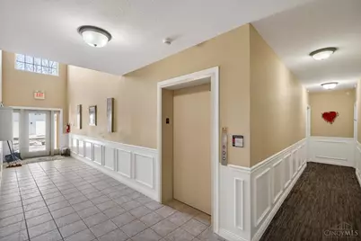 4510 Clearwater Place #6, Green Township, OH 45248 - Photo 9