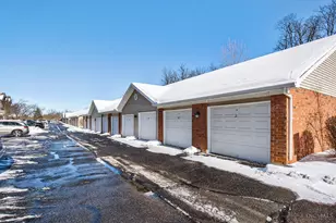 4510 Clearwater Pl, Green Township, OH 45248 - Photo 7