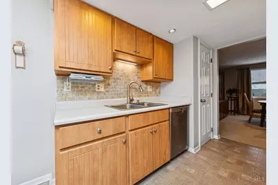 965 Woodlyn Drive N, Anderson Township, OH 45230 - Photo 11