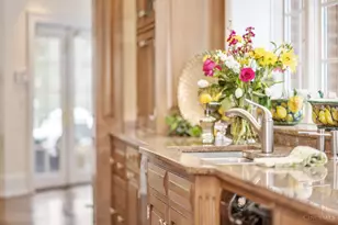 8500 Kugler Mill Rd, Indian Hill, OH 45243 - Photo 51