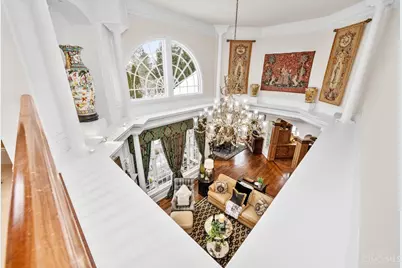 8500 Kugler Mill Road, Indian Hill, OH 45243 - Photo 35